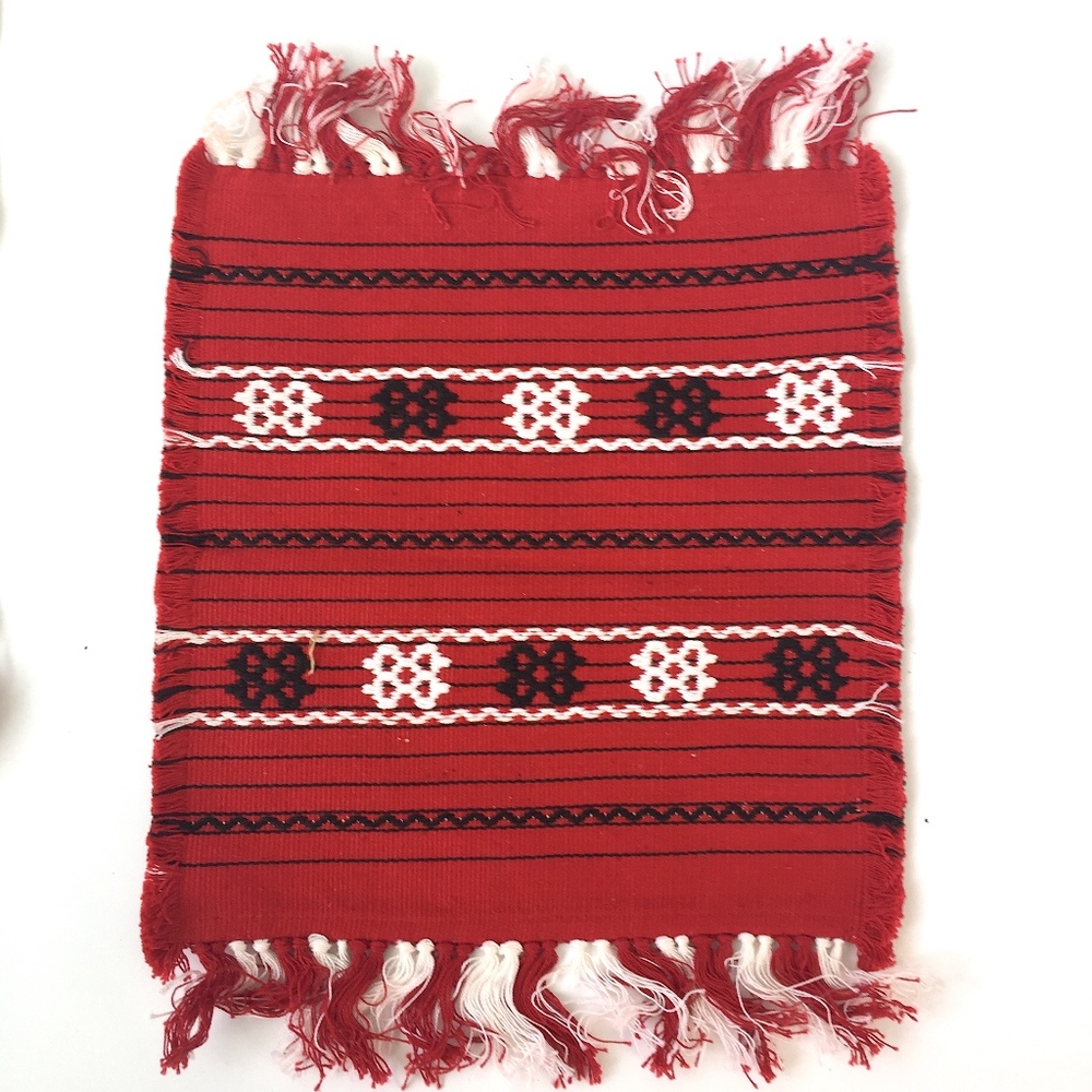 Cloth Trivets Set of 4 Red Aztec Knit decor - Picture 3 of 7